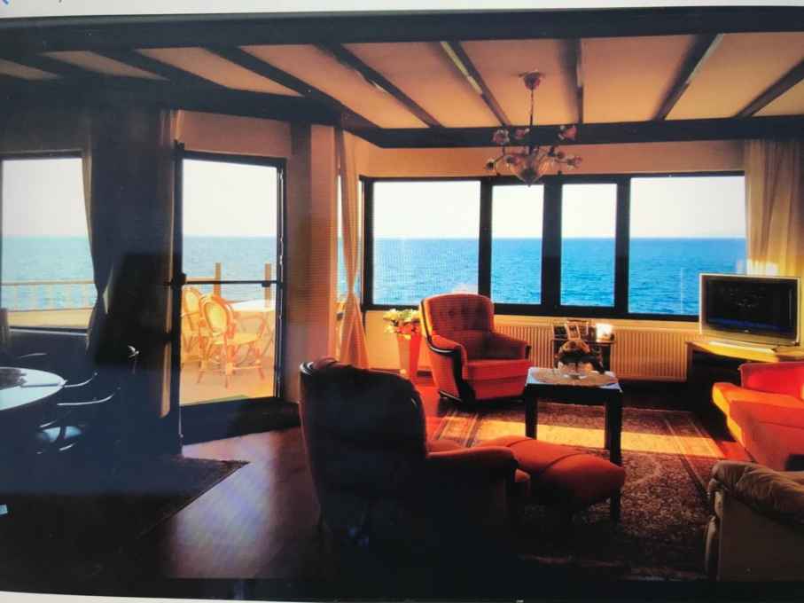 Next to sea shore Yalova beach front face  full sea view LUX FLAT SALE